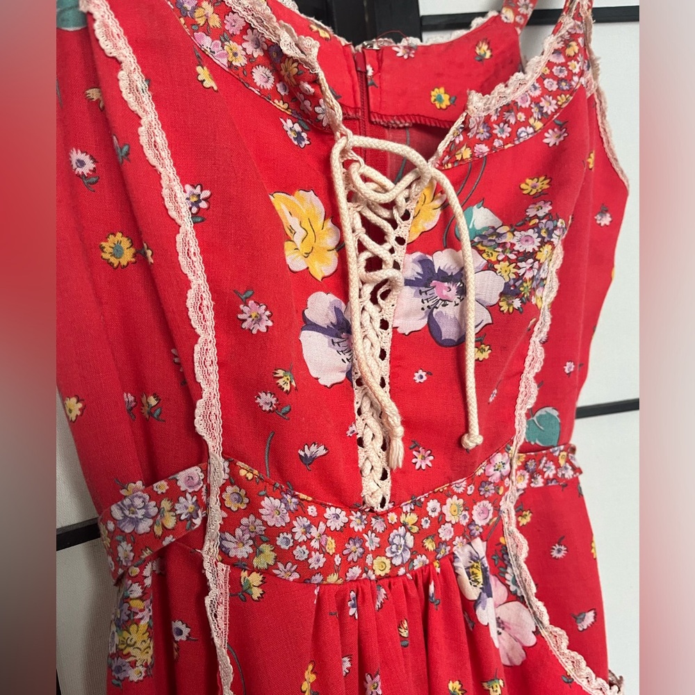 Vintage Folk Floral Dress